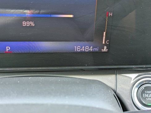 Used 2025 Chevrolet Trax ACTIV w/ Driver Confidence Package image 27