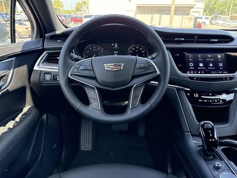 New 2026 Cadillac XT5 Luxury w/ LPO, Floor Liner Package FWD image 17