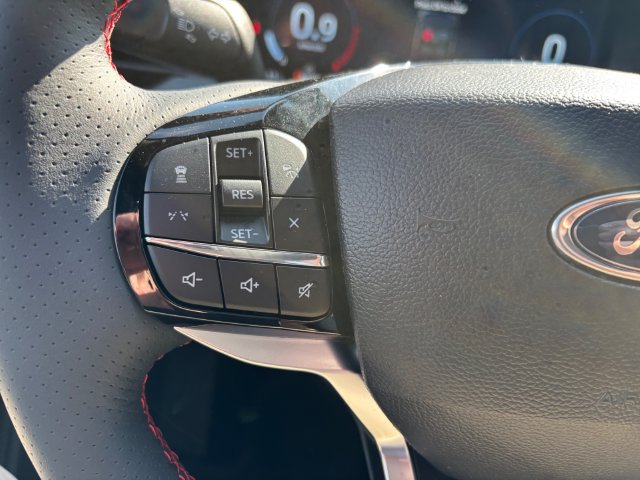New 2026 Ford Explorer ST-Line AWD/4WD image 18