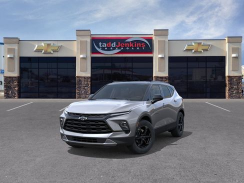 New 2026 Chevrolet Blazer LT w/ Convenience Package AWD/4WD image 32