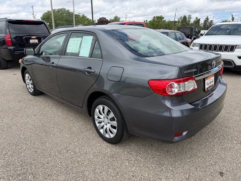 Used 2013 Toyota Corolla LE FWD image 3