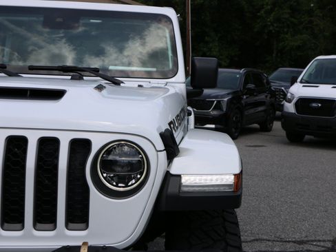 Used 2022 Jeep Wrangler Unlimited Rubicon w/ Trailer Tow Package AWD/4WD image 11