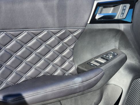 New 2025 Mitsubishi Outlander SEL image 19