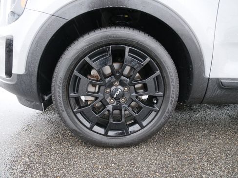 Used 2022 Kia Telluride EX w/ EX Premium Package image 13