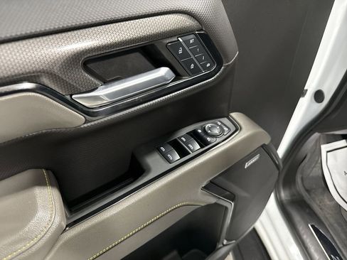 Used 2024 Chevrolet Silverado 1500 ZR2 w/ Technology Package image 24