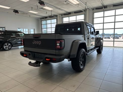 Used 2021 Jeep Gladiator Mojave w/ Dual Top Group AWD/4WD image 5