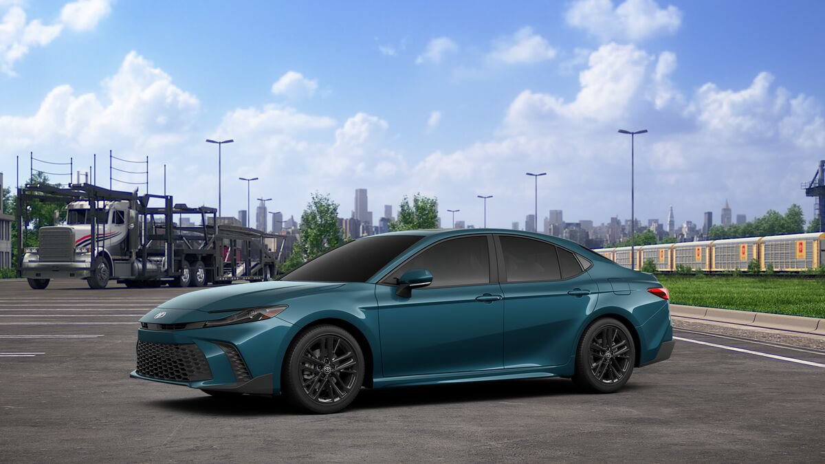 New 2026 Toyota Camry SE FWD image 2