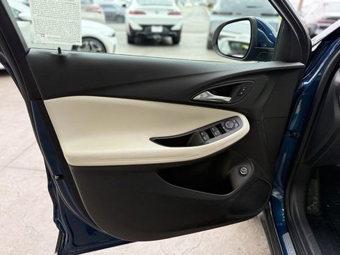 Used 2021 Buick Encore GX Select w/ Experience Buick Package image 8