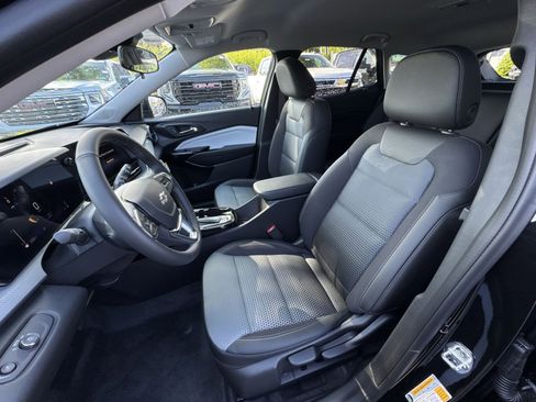 New 2026 Chevrolet Trax LT FWD image 13