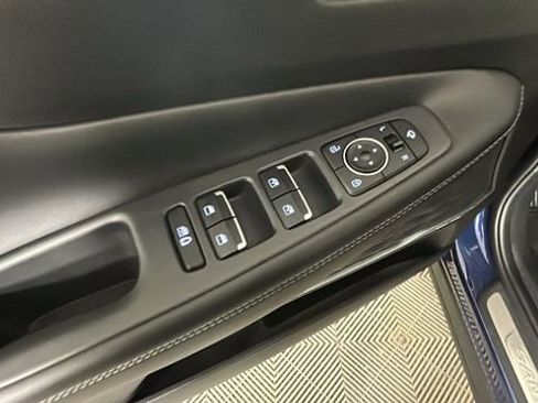 Certified 2023 Hyundai Santa Fe Limited AWD/4WD image 11