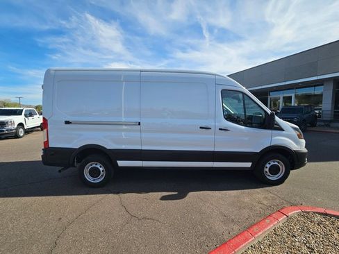Used 2024 Ford Transit 250 148 Medium Roof image 4