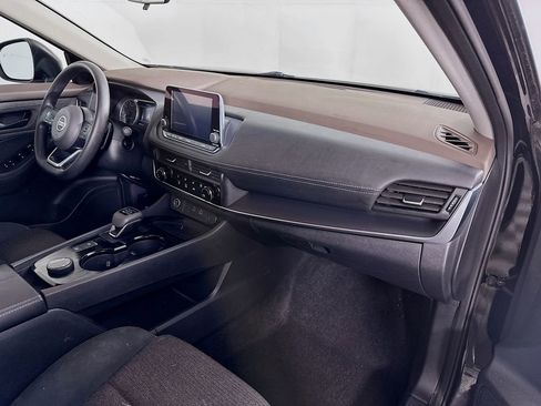 Used 2021 Nissan Rogue S image 36