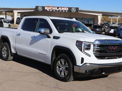Used 2024 GMC Sierra 1500 SLT