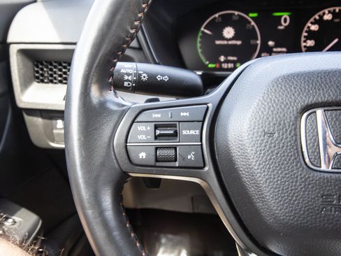 Used 2023 Honda CR-V Sport image 24