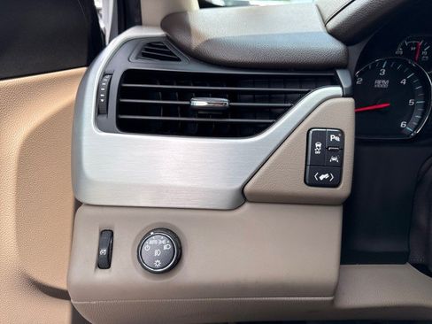 Used 2018 GMC Yukon SLT w/ Open Road Package RWD image 27