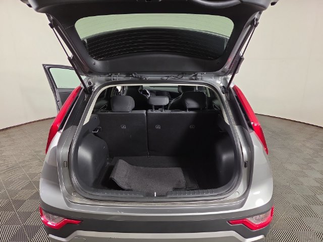 Certified 2025 Kia Niro LX FWD image 27