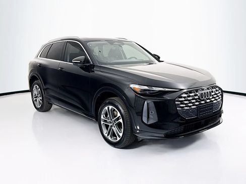 Used 2026 Audi Q5 Premium AWD/4WD image 3