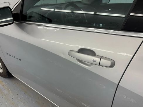 Used 2022 Chevrolet Malibu LT FWD image 21