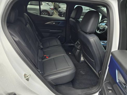 New 2026 Chevrolet Equinox EV LT AWD/4WD image 11