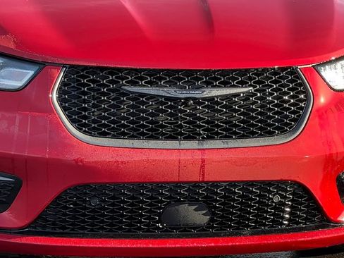 New 2026 Chrysler Pacifica Select FWD image 41