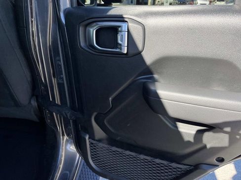 Used 2023 Jeep Wrangler Sport S image 18