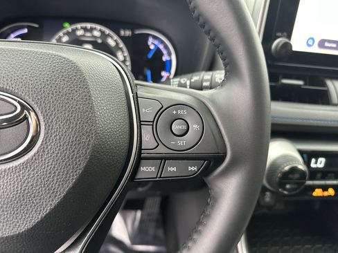 Certified 2023 Toyota RAV4 SE image 20