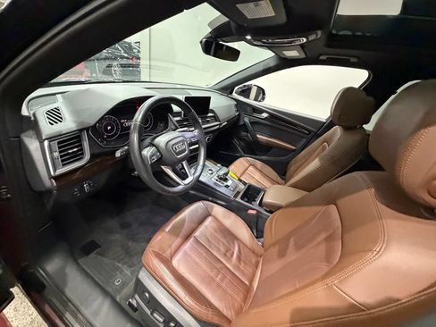 Used 2018 Audi Q5 2.0T Premium Plus w/ Premium Plus Package AWD/4WD image 17