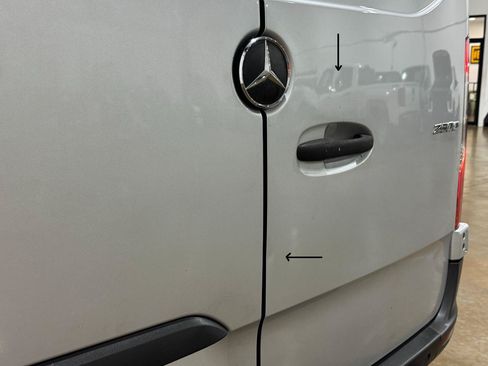 Used 2021 Mercedes-Benz Sprinter 2500 image 62