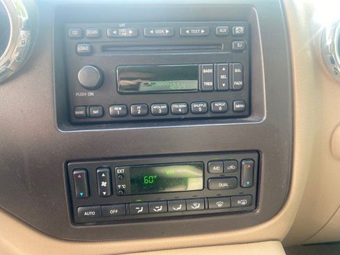 Used 2006 Ford Expedition Eddie Bauer image 47
