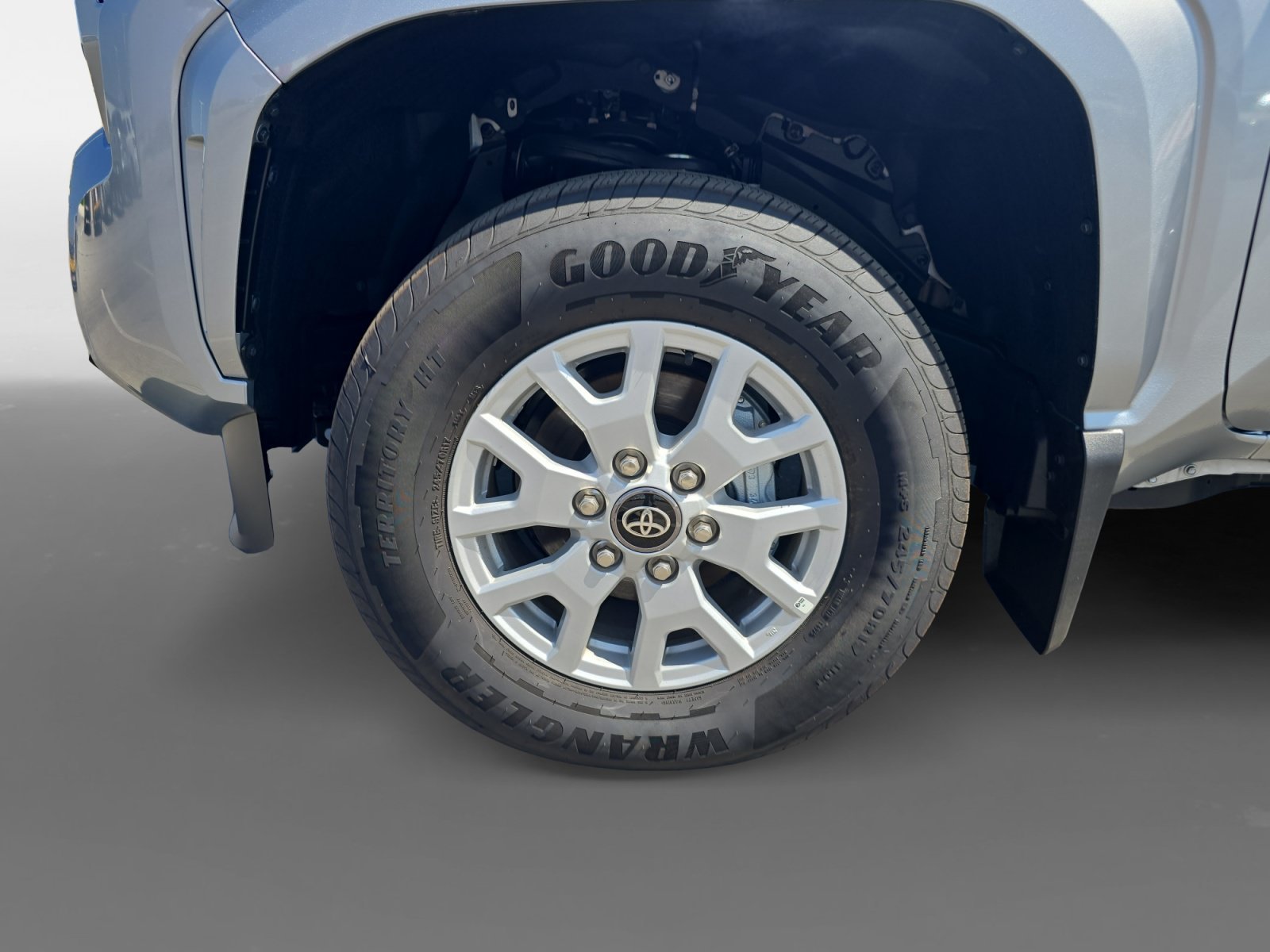 Certified 2026 Toyota Tacoma SR5 AWD/4WD image 14