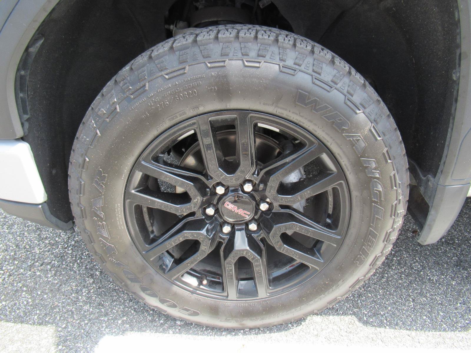 Used 2022 GMC Sierra 1500 Elevation w/ Preferred Package AWD/4WD image 5