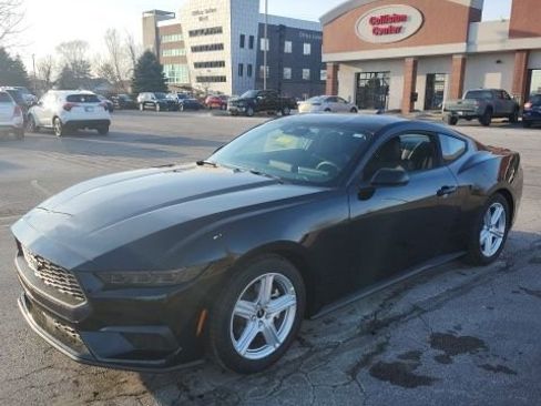 New 2026 Ford Mustang Coupe image 3