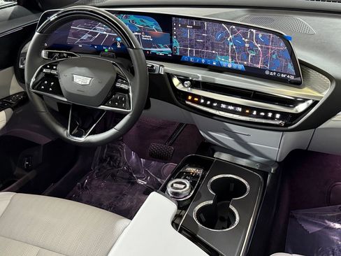 New 2026 Cadillac Lyriq Premium Sport AWD/4WD image 4