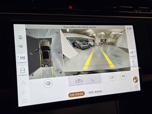 New 2025 Land Rover Range Rover SV image 34