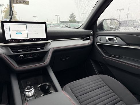 New 2026 Ford Explorer ST-Line w/ ST-Line Street Pack image 29