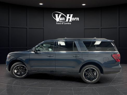 Used 2023 Ford Expedition Max Limited AWD/4WD image 4