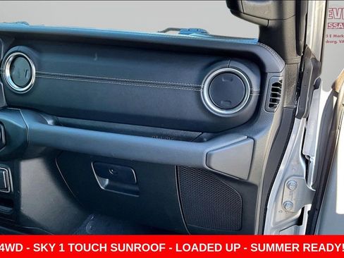Used 2023 Jeep Wrangler Unlimited Sahara w/ Cold Weather Group AWD/4WD image 25