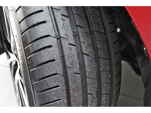 Used 2019 Toyota Camry SE image 30