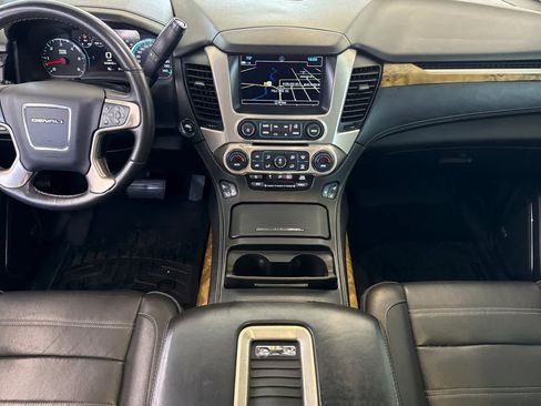 Used 2017 GMC Yukon XL Denali w/ Open Road Package AWD/4WD image 3