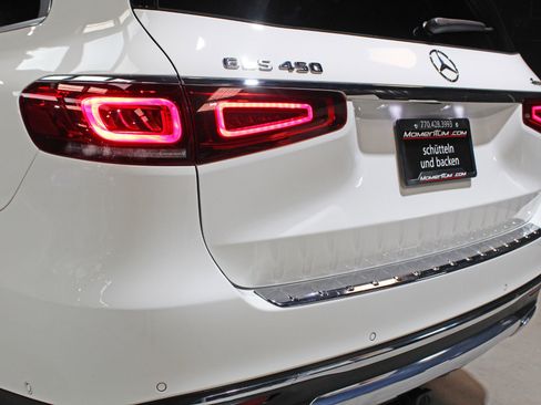 Used 2020 Mercedes-Benz GLS 450 4MATIC image 17