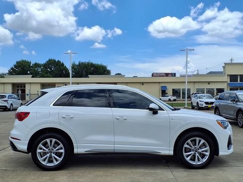 Used 2022 Audi Q3 2.0T Premium w/ Convenience Package AWD/4WD image 21