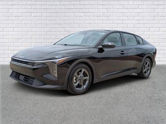 Used 2025 Kia K4 FWD video 1