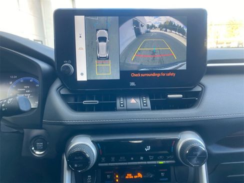 Used 2024 Toyota RAV4 Limited image 23