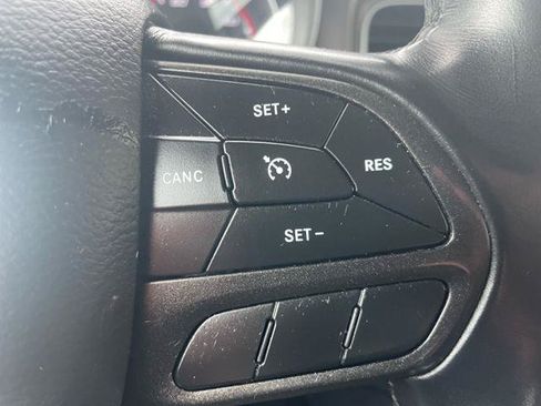 Used 2022 Dodge Charger SXT RWD image 22