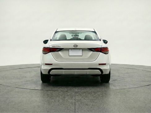 Used 2025 Nissan Sentra S image 7