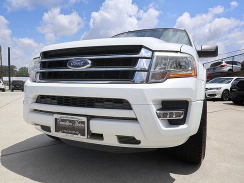 Used 2016 Ford Expedition EL XLT w/ Equipment Group 202A RWD image 53