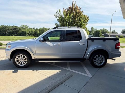 Used 2009 Ford Explorer Sport Trac Limited RWD image 6