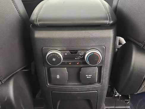 Used 2022 Ford Explorer Limited w/ Equipment Group 301A AWD/4WD image 26