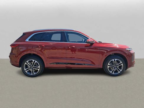 Certified 2025 Audi Q5 Premium w/ Premium Plus AWD/4WD image 26