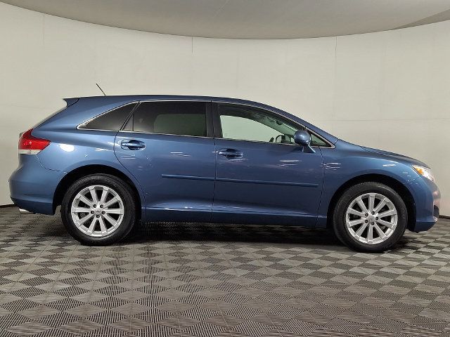 Used 2011 Toyota Venza AWD image 9